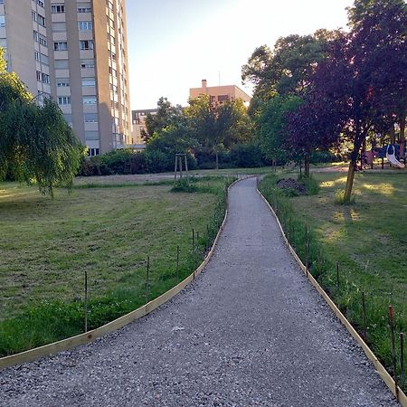 F2 65M2 Parking Prive Avec Une Belle Vue Metz Exteriör bild