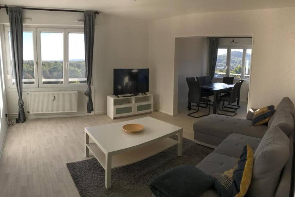 F2 65M2 Parking Prive Avec Une Belle Vue Metz Exteriör bild